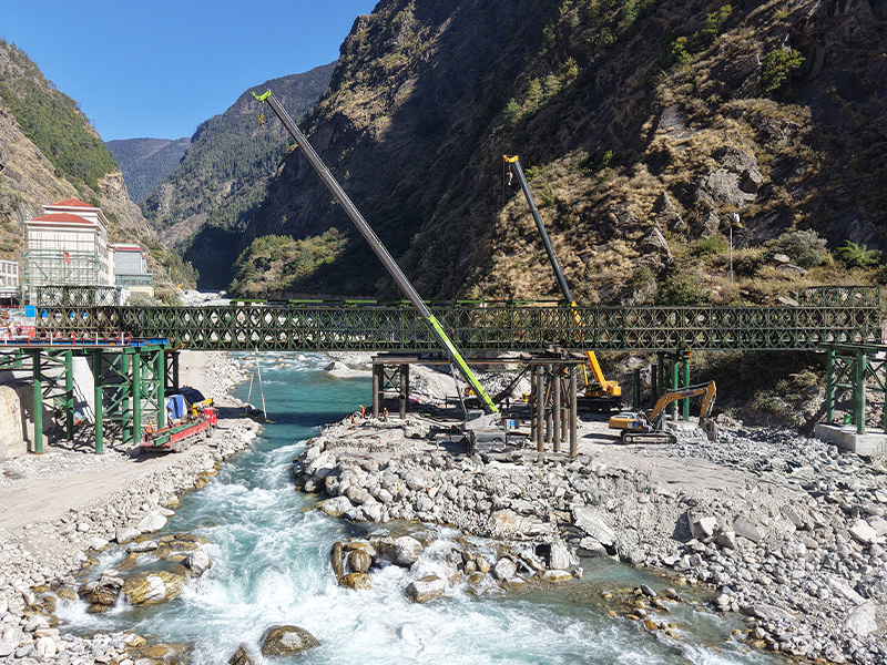 Ponte Lifeline do Porto de Jilong no Nepal