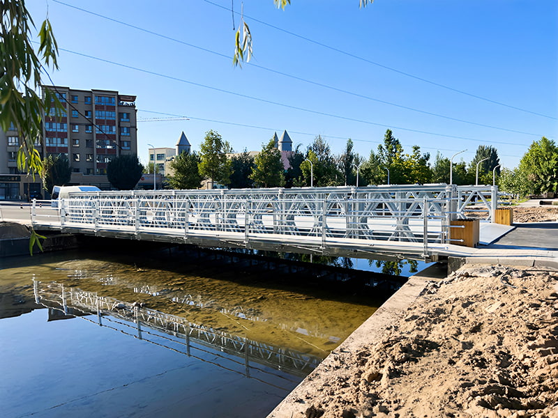 Ponte Bailey CB 100 com pista dupla, fileira tripla, camada única, galvanizada reforçada, ponte Bailey